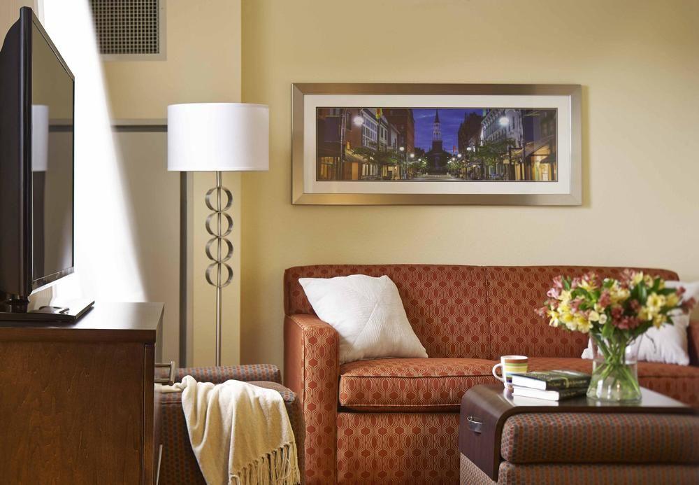 Towneplace Suites By Marriott Burlington Williston Exterior foto